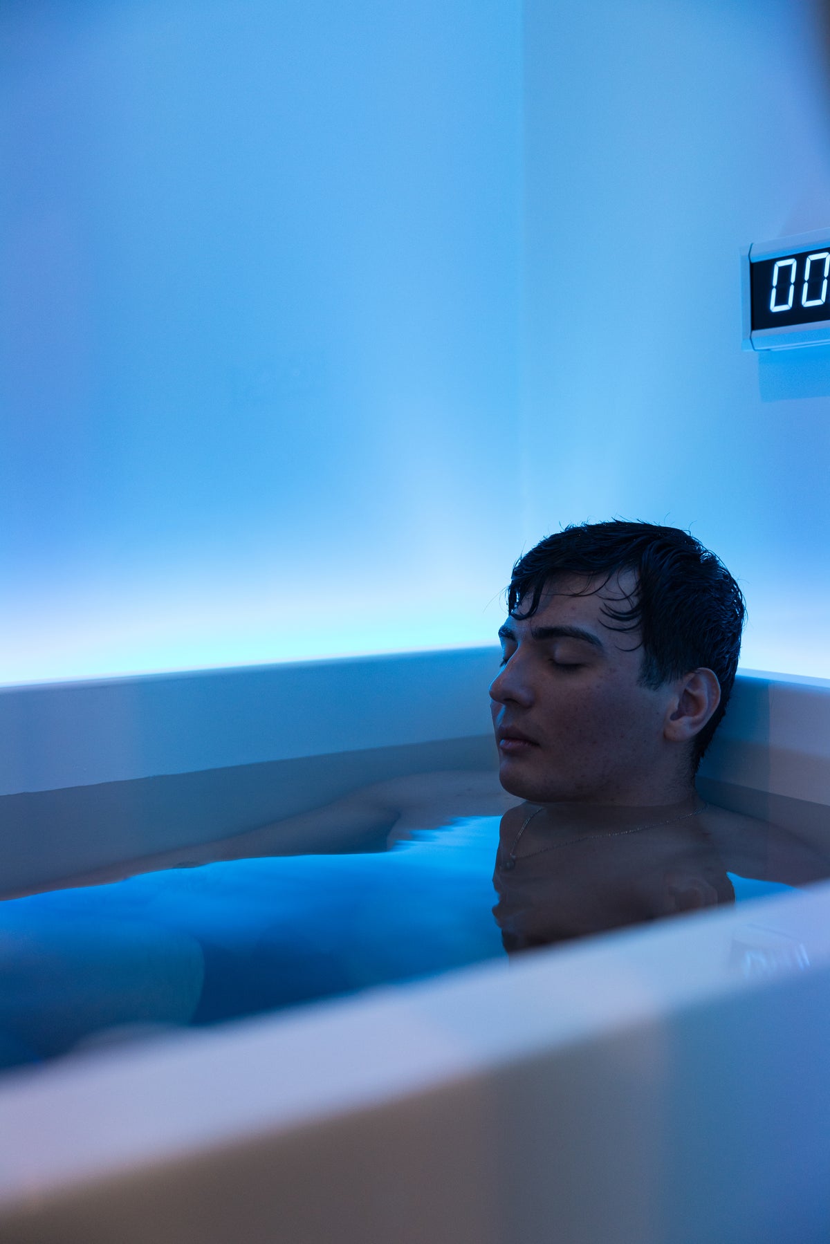 SAUNA & COLD PLUNGE